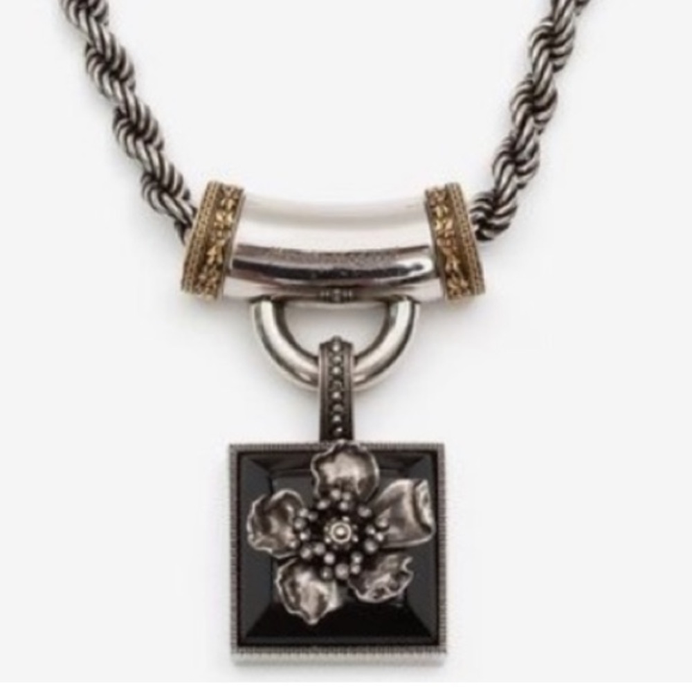 Alexander McQueen Flower Necklace